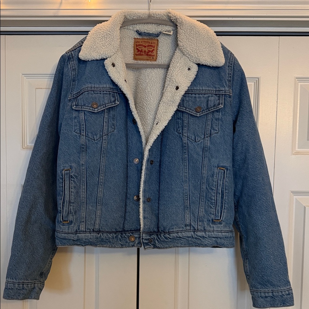 Levi's White Sherpa Lined Jacket